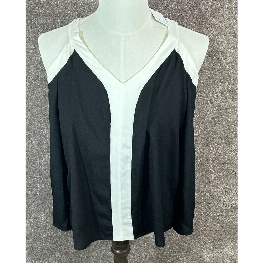 Calvin Klein Top Womens XL Petite‎ Black White Cold Shoulder V Neck Blouse NWT